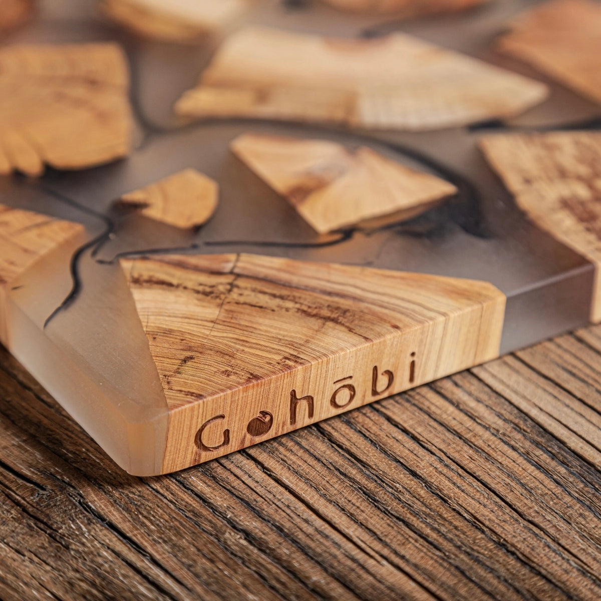 Gohobi Classic Square Wood and Resin Placemat 24cm