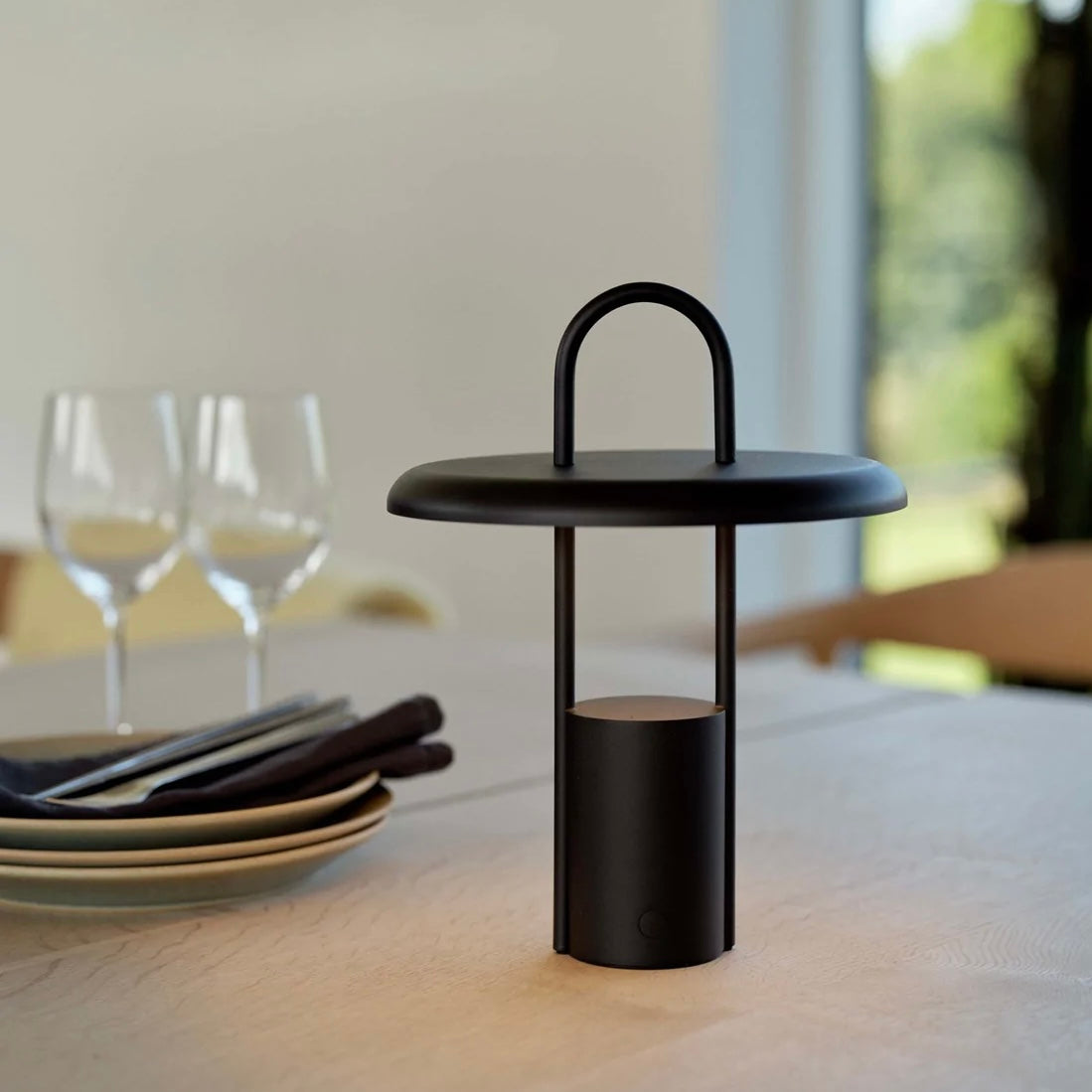 AB6AC4EE 9A97 42A2 AC4F 3D8FF3A2F43D