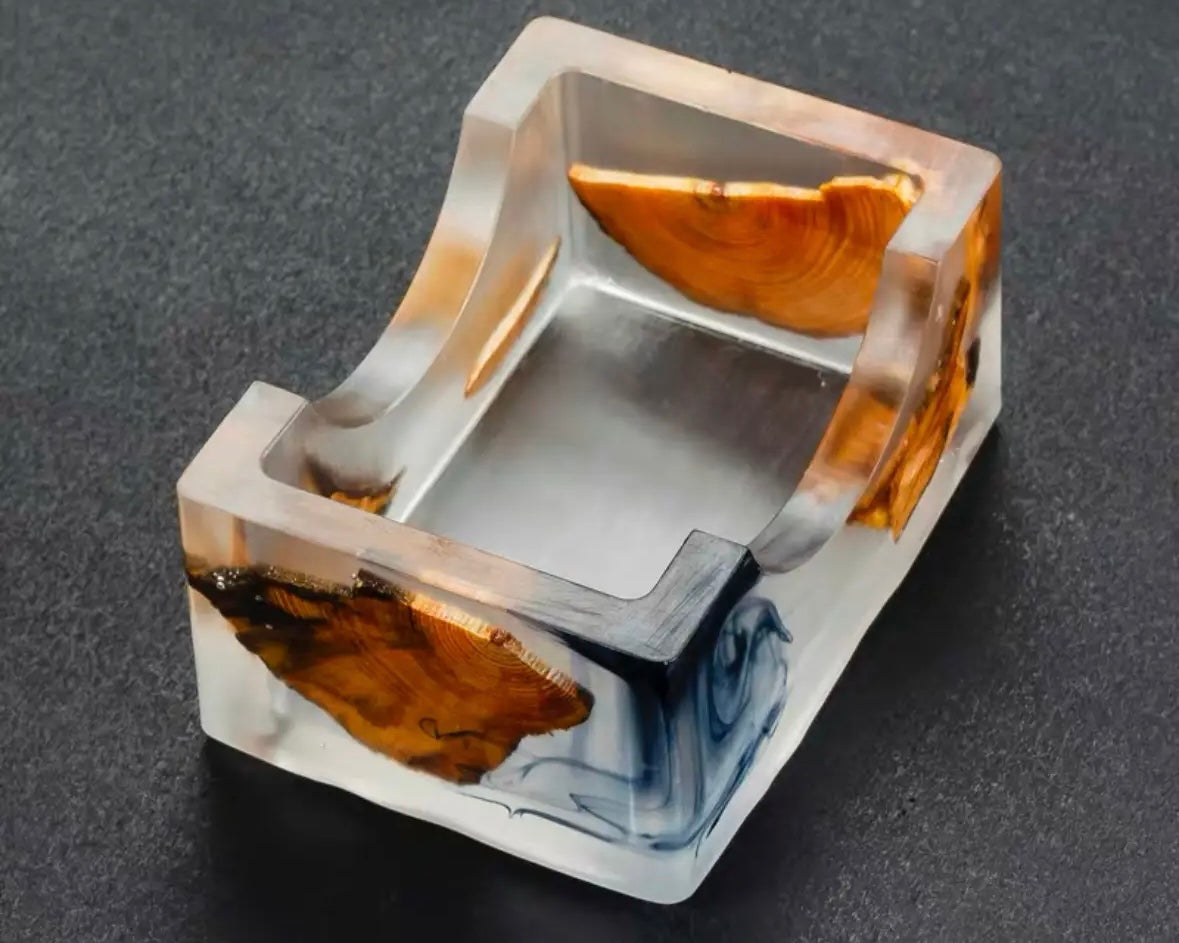 C3D25854 5D6A 40AA 9179 8BF350446425