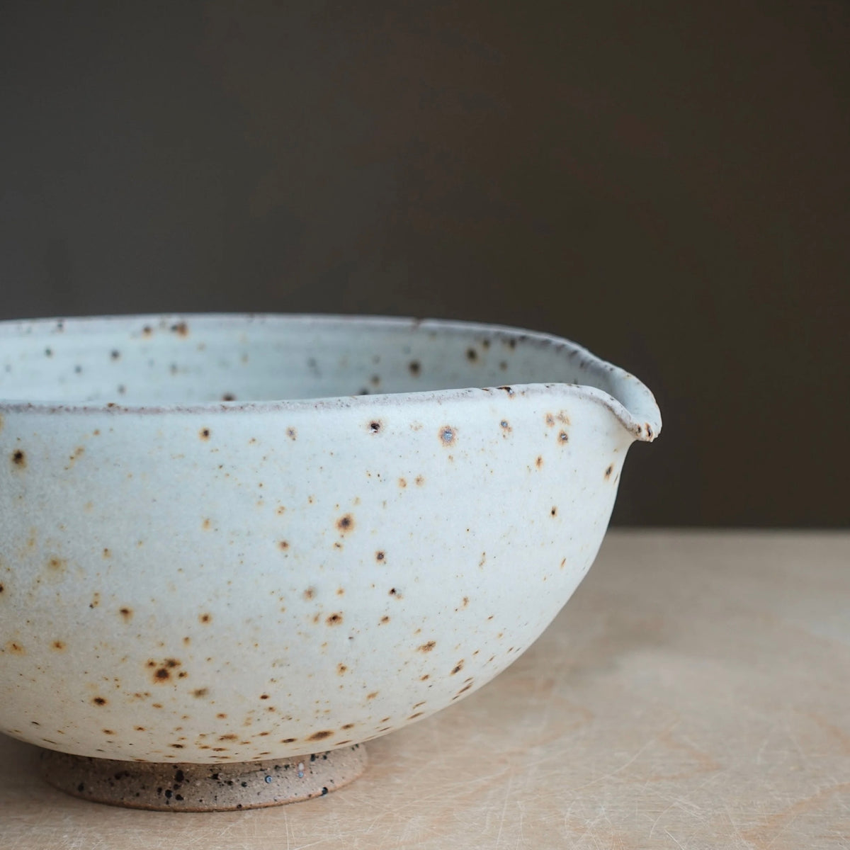 Eren Armitage Freckled White Katakuchi Matcha Bowl