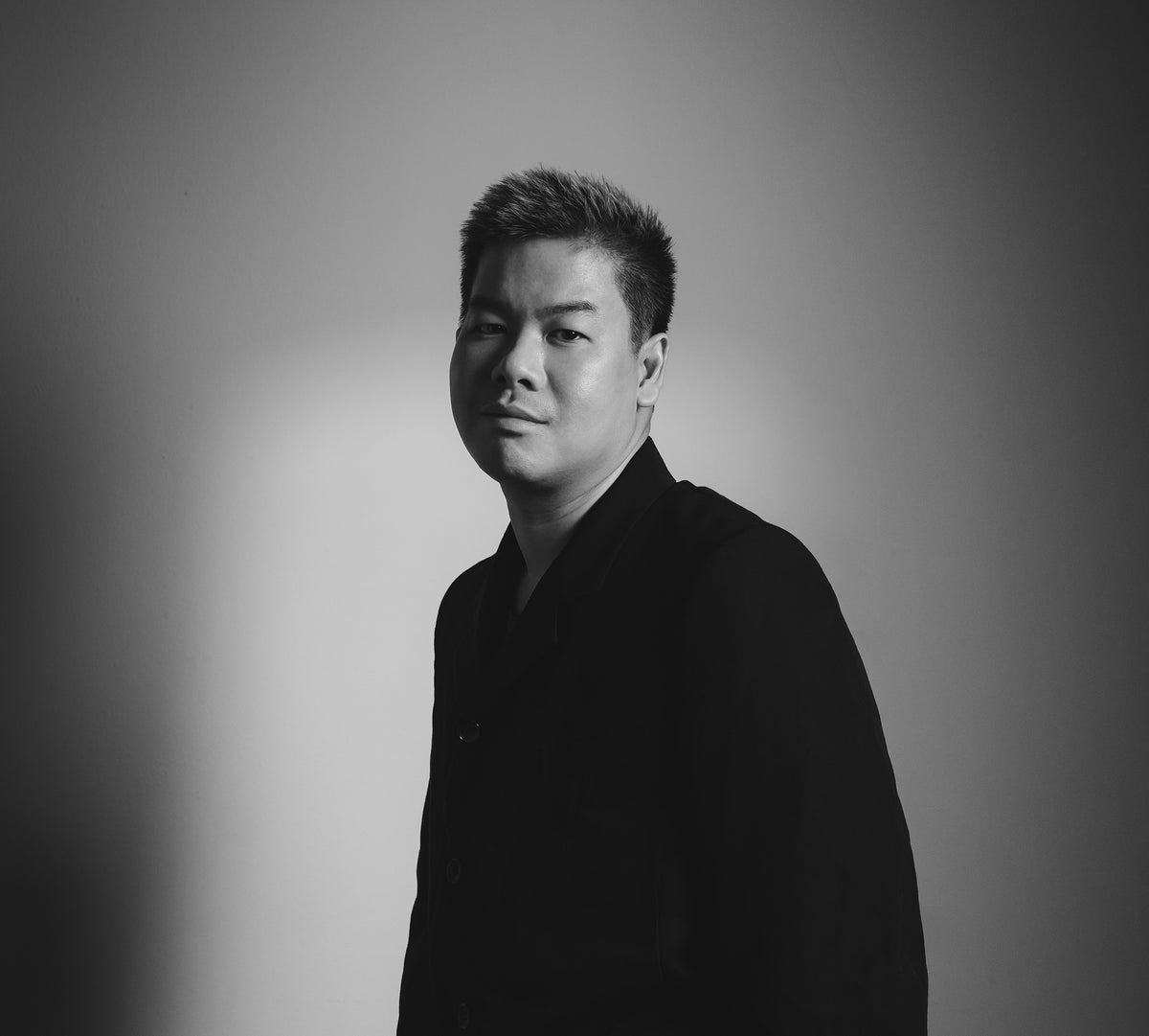 STRANGERS top_banner