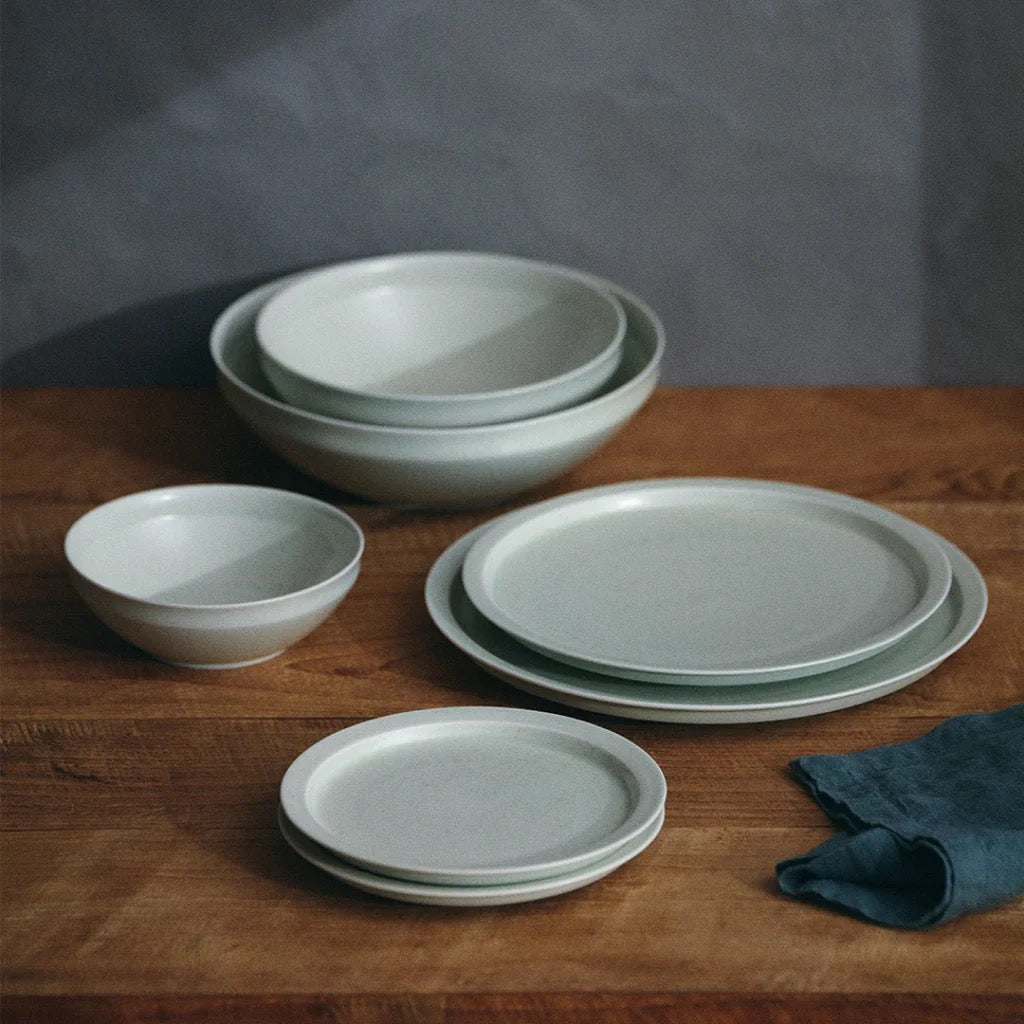 Kinto Lin Plate Earth Grey
