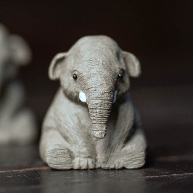 Gohobi Yixing Clay Handmade Ceramic Elephant Tea Pet