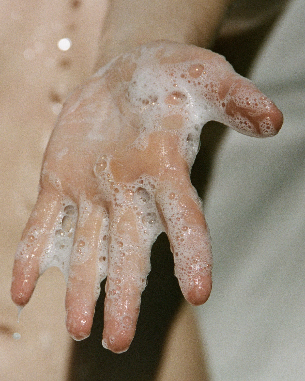 
L:A BRUKET Hand & Body Wash 240ml