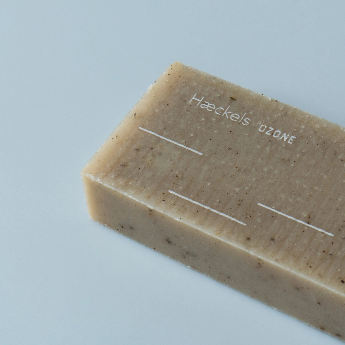 Haeckels Ozone Exfoliating Coffee + Seaweed Block 365g