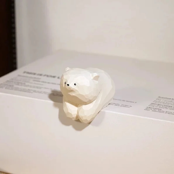 Gohobi Lying Polar Bear Tea Pet